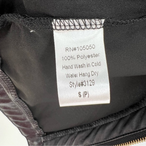 Carmin Womens Top or Jacket Gold Studded Vegan Leather Trim Full Zip Long Sleeve - Picture 9 of 15